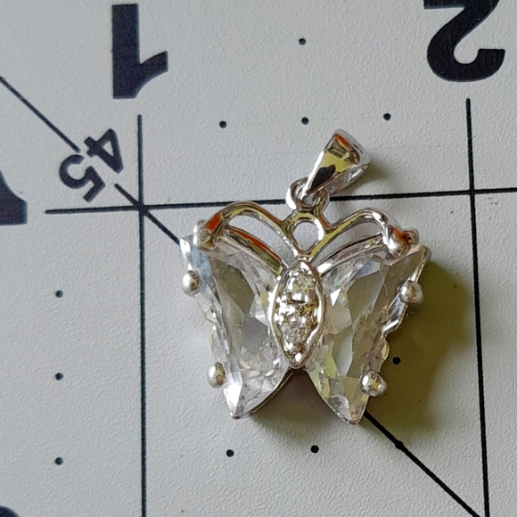 925 Butterfly Pendant CZ Sterling Sparkle - Picture 1 of 3